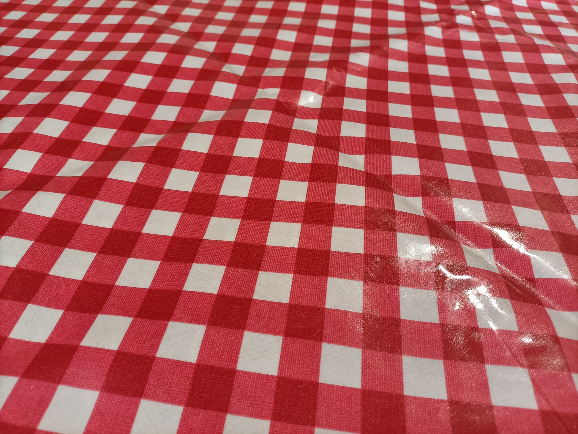 Red and white check laminated cotton